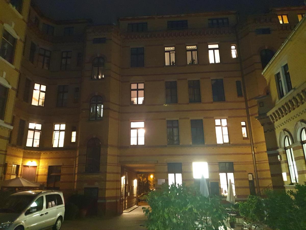 Gwuni Mopera Aparthotel Leipzig Exteriör bild